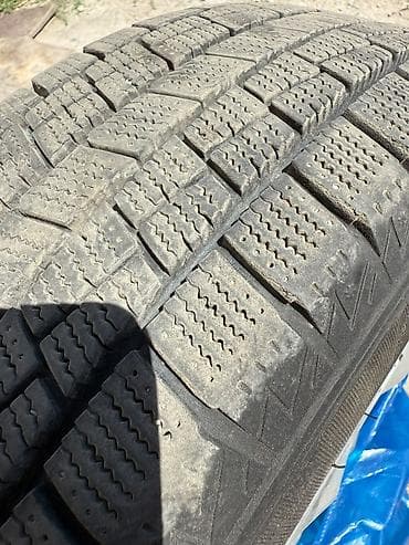 Зимние шины Goform Winter на штампованных дисках с колпаками Honda. - — 3