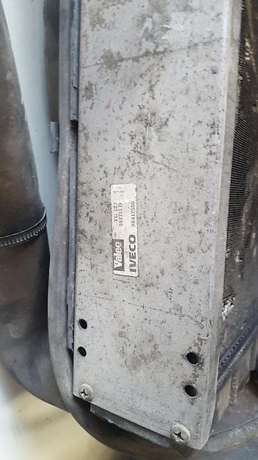 iveco: Iveco EuroCargo 75-Е 18 75Е 17 2006 год радиатор — 3