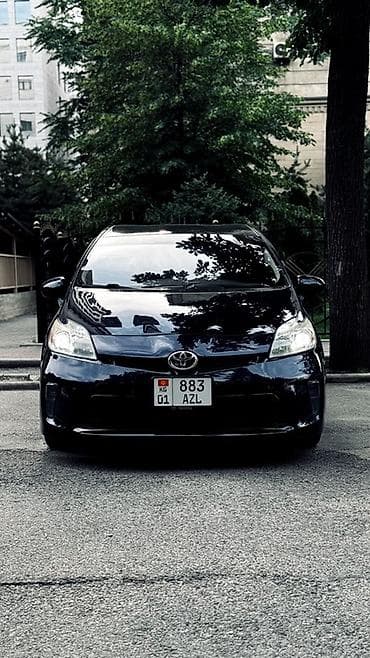 Toyota Prius: 2012 г., 1.8 л, Автомат, Гибрид, Хетчбек