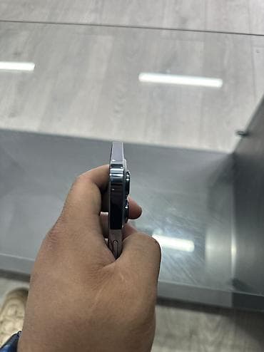 сколько стоит apple watch в бишкеке: IPhone 13 Pro, Б/у, 128 ГБ, Sierra Blue, Защитное стекло, Чехол, 75 % — 4