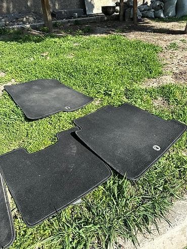 Скупка катализаторов: Родные Ворсовые Полики Для салона Hyundai, цвет - Черный, Б/у — 3