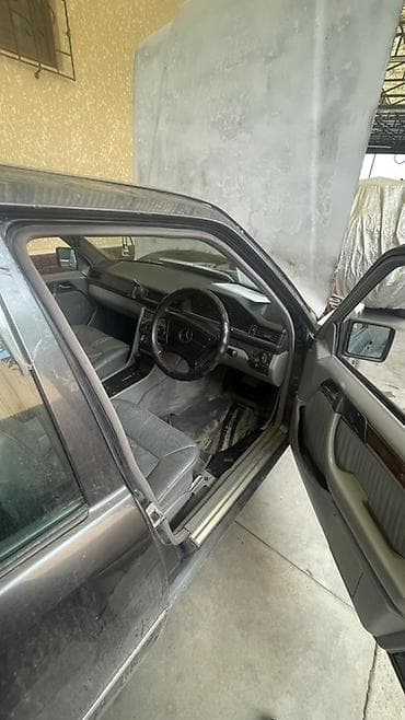 124 панель: Mercedes-Benz W124: 1994 г., 2.8 л, Автомат, Бензин, Седан — 9