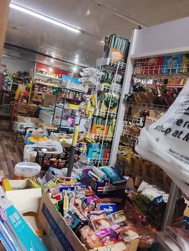 сдаю помещения ош: Сдаю Торговое место, В жилом доме, 80 м² С оборудованием — 9