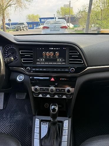 хундай аванте 1: Hyundai Avante: 2018 г., 1.6 л, Автомат, Бензин, Седан — 8