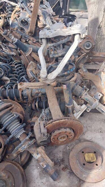 верхний рычаг: Передняя левая Ступица Audi 1999 г., Б/у, Оригинал, Германия — 1