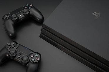 диск фифа 25: Продаю ps4 про прошитый 1000 гб 18 игр внутри 2 джойстика один — 1