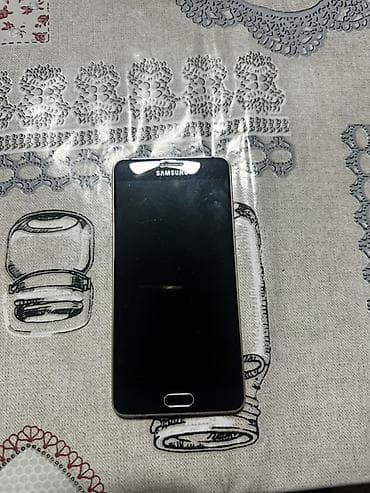 Samsung Galaxy A5, Б/у, 16 ГБ, цвет - Золотой, 2 SIM