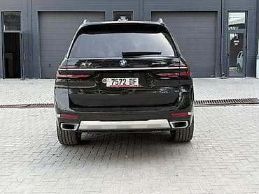 фокус 3: BMW X7: 2023 г., 3 л, Автомат, Бензин, Внедорожник — 5