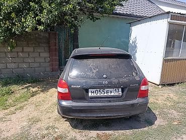 Mazda 323: 1998 г., Хэтчбэк — 3