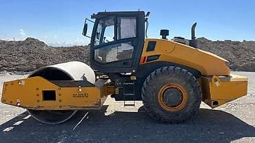 Дорожный вибрационный каток LiuGong 6122E - Самоходный
