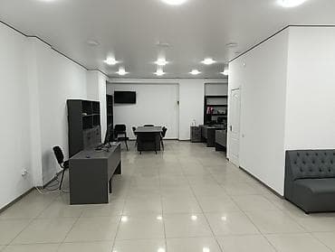 Коммерческая недвижимость: Продажа офисов 70 м², С ремонтом, С мебелью, Многоэтажное здание, 1 этаж — 1