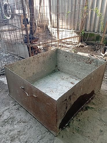 Бак, Металл