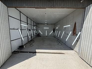 сдам гараж: 30 м², Металлический, Кирпичный — 2