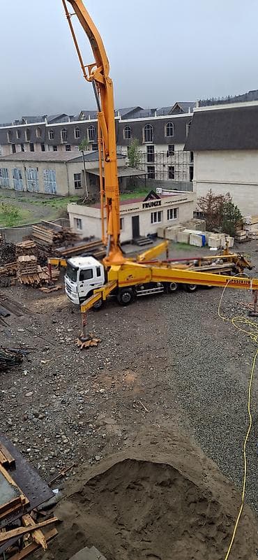 бетонный насос: Бетононасос, Mercedes-Benz — 2