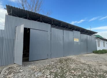 Продаётся объект недвижимости с большим производственно-складским