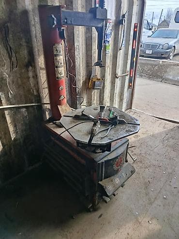 Продаю Оборудование шиномонтажки!!! есть ДВА КОМПЛЕКТА ВСЕ ПО ДВА !