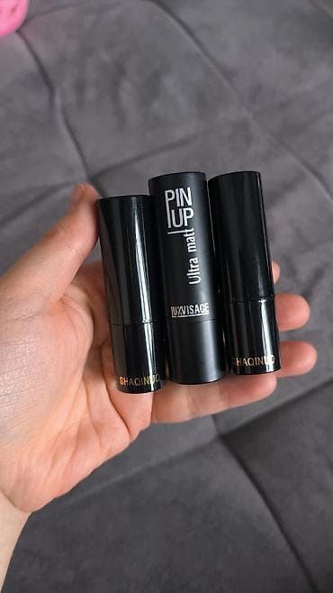 помада для волос: Продаю три помады всего за 500 сом: Матовая помада LUXVISAGE, цвет — 1