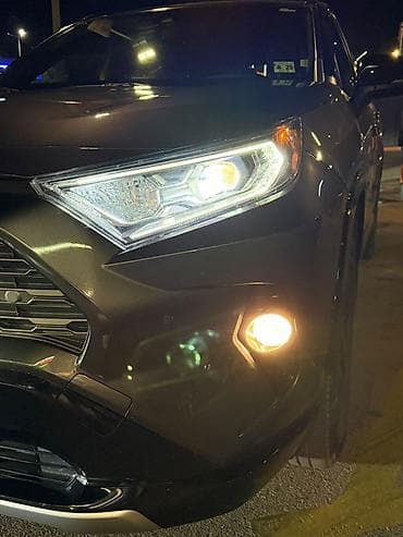 range rove: Toyota RAV4: 2020 г., Автомат, Гибрид, Кроссовер — 1