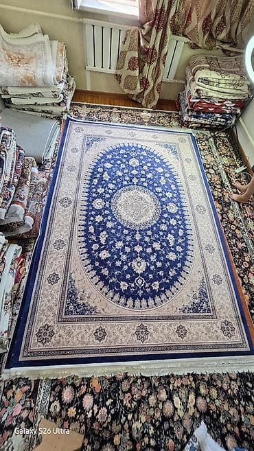 Ковер Новый, 400 * 250, Противоскользящая основа, Китай at lalafo.kg Ковер Новый, 400 * 250, Противоскользящая основа, Китай
