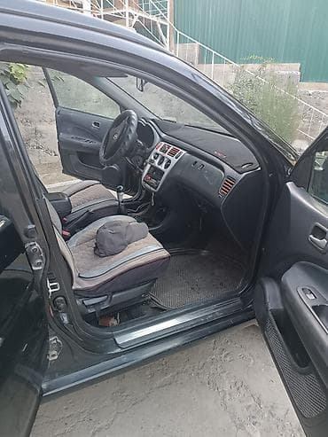 Honda HR-V: 2004 г., 1.6 л, Кол менен иштөөчү, Бензин, Кроссовер lalafo.kg да — 9 Honda HR-V: 2004 г., 1.6 л, Кол менен иштөөчү, Бензин, Кроссовер — 9