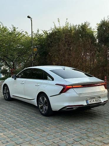 avante n line: Kia K8: 2022 г., Гибрид, Седан — 6