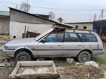 Продажа авто: Toyota Camry: 1987 г., 2 л, Механика, Бензин — 2