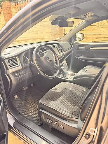 Toyota: Toyota Highlander: 2018 г., 3.5 л, Автомат, Бензин, Внедорожник — 2