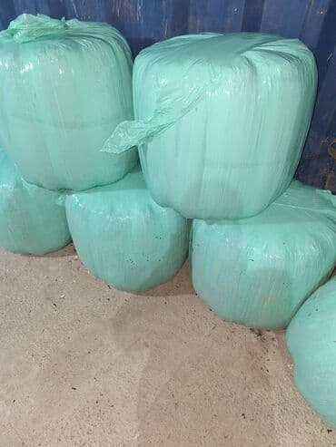 сухой корм для кошек оптом: Продаю сенаж отличного качества с чистой подвяленной люцерны, росыпью — 1