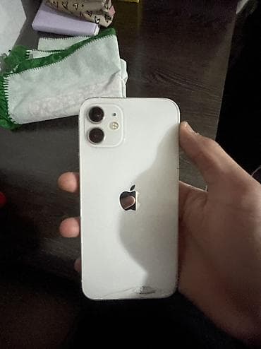 портативный сенсорный монитор: IPhone 12, Б/у, 64 ГБ, Белый, 77 % — 1