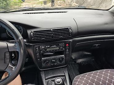 Унаа сатуу: Volkswagen Passat: 2003 г., 1.8 л, Кол менен иштөөчү, Бензин, Седан — 6