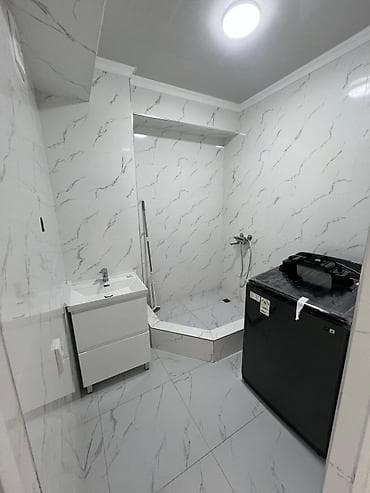 3: 3 комнаты, 93 м², Асанбай мкр Элитка, 9 этаж, Евроремонт — 1