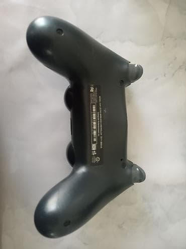 dualshock 4: Беспроводной геймпад Sony DualShock 4 (CUH-ZCT1/2 — серия указана на — 3