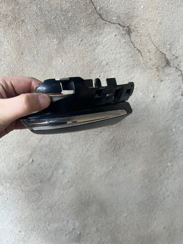 купить задний фонарь тойота авенсис бу: Правый боковой нижний часть с подсветкой — 2