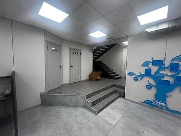 сдаю место: Аренда офисов, 180 м², В административном здании, 1 линия — 10