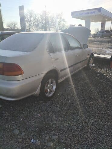 Honda: Honda Civic: 2000 г., 1.6 л, Механика, Бензин, Седан — 5