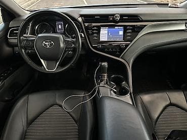 byd e2 2023: Toyota Camry: 2019 г., 2.5 л, Автомат, Бензин, Седан — 7