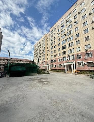 аренда помещений салон: Парковочное место в подземном паркинге. Адрес: 8 микрорайон, дом 12/1 — 4