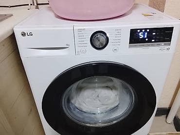 Стиральная машина LG с фронтальной загрузкой, загрузка до 9 кг. Привод — 6