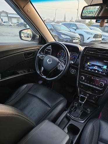 Продажа авто: Ssangyong Tivoli: 2020 г., 1.6 л, Автомат, Дизель, Кроссовер — 5