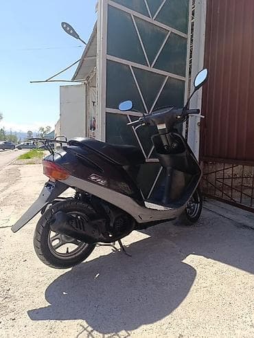 Тип скутера Honda, 50 куб. см, Бензин