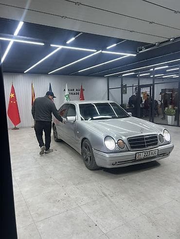 ка 3: Mercedes-Benz E-Class: 1997 г., 3.2 л, Автомат, Бензин, Седан — 2
