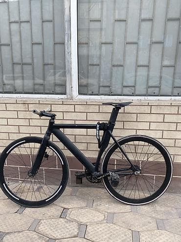 Продаю фикс Минусы: 8 на обеих и царапины, и один левый шатун