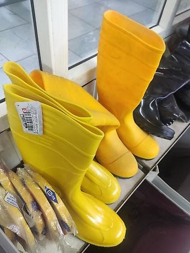 строительная обувь: Строительная обувь, резиновые сапоги все размеры в любом количестве — 2