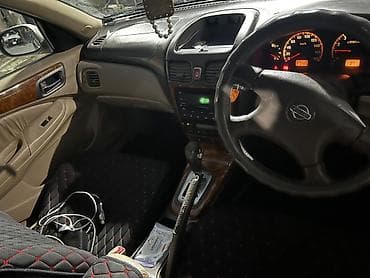 go park: Nissan Bluebird: 2001 г., 2 л, Автомат, Бензин, Седан — 7