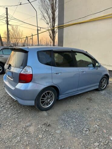 продаю или меняю с доплатой: Honda Fit: 2002 г., 1.3 л, Автомат, Бензиновая, Хэтчбэк — 6