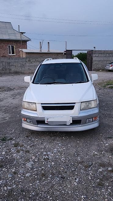 посадка авто: Mitsubishi Chariot: 1999 г. — 5