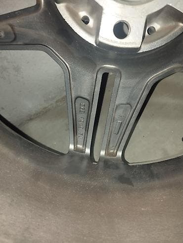 зимние балоны: Колеса в сборе 255 / 40 / R 19, Зима, Новый, Комплект, Легковые, Литые, отверстий - 5 — 6