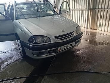 dodge caliber: Toyota Avensis: 2000 г., 1.6 л, Ручные, Бензин, Универсал — 3