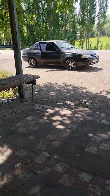 на ласетти: Chevrolet Lacetti: 2011 г., 1.6 л, Механика, Бензин, Седан — 4