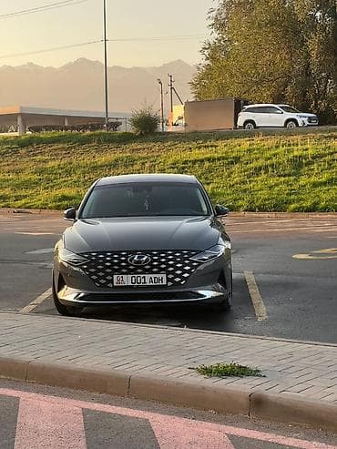 Hyundai Grandeur: 2021 г., 2.5 л, Автомат, Бензин, Седан